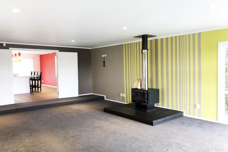 Photo of property in 17 Maugham Drive, Bucklands Beach, Auckland, 2014