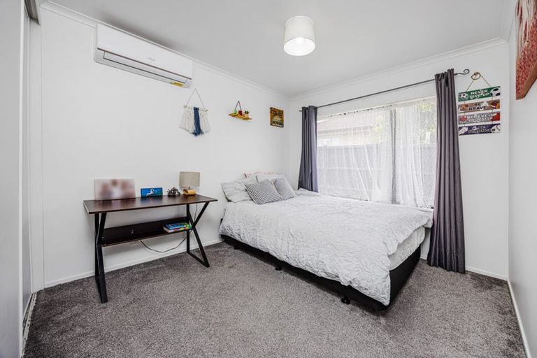 Photo of property in 242 Mahia Road, Weymouth, Auckland, 2103
