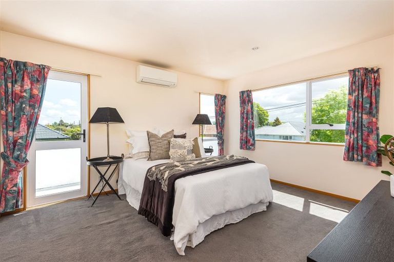 Photo of property in 33 Coniston Avenue, Ilam, Christchurch, 8041