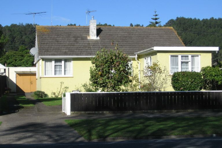 Photo of property in 1288 High Street, Taita, Lower Hutt, 5011