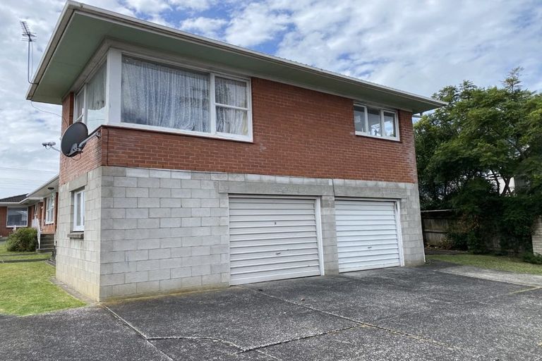 Photo of property in 3/44 East Coast Road, Milford, Auckland, 0620