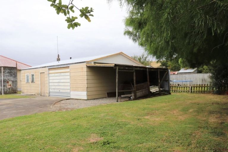 Photo of property in 24 Edward Street, Pahiatua, 4910