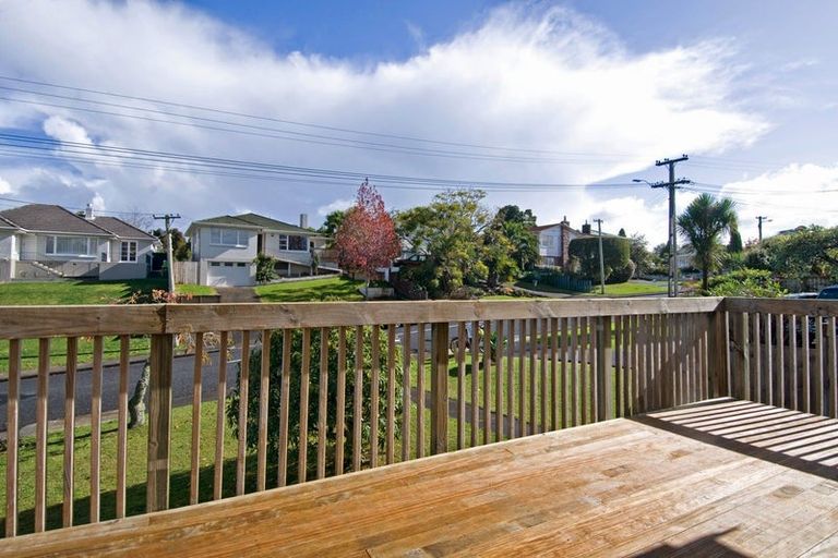 Photo of property in 43 Angelo Avenue, Howick, Auckland, 2014