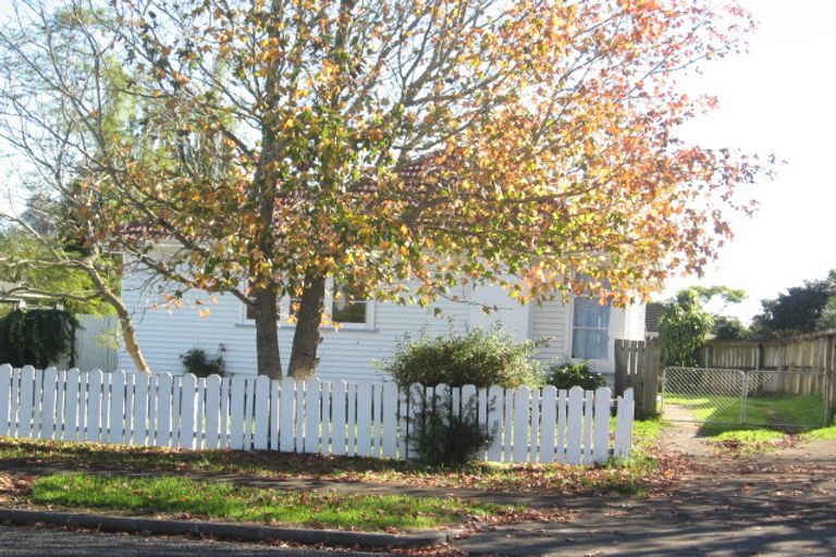 Photo of property in 4 Deveron Road, Manurewa, Auckland, 2102