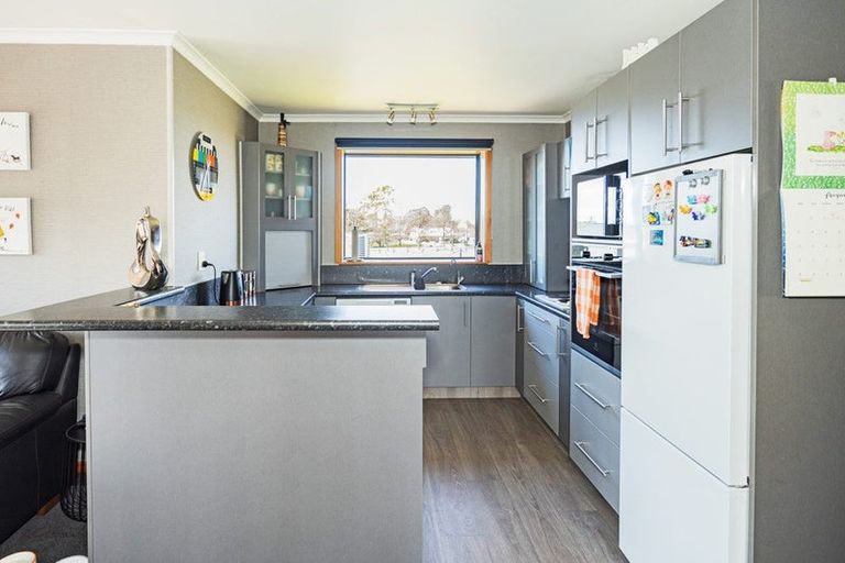 Photo of property in 53 Stuart Street, Holmes Hill, Oamaru, 9401