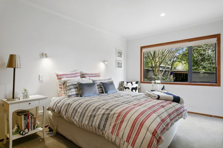 Photo of property in 27 Chesham Avenue, Waipahihi, Taupo, 3330