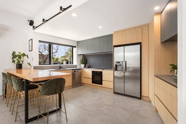 Photo of property in 9a Hamilton Avenue, Ilam, Christchurch, 8041