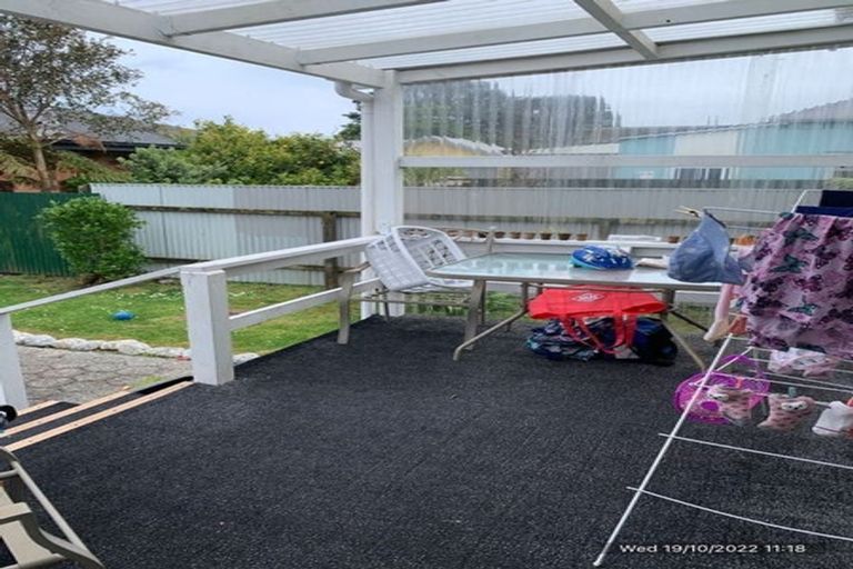 Photo of property in 44 Peel Street, Westport, 7825