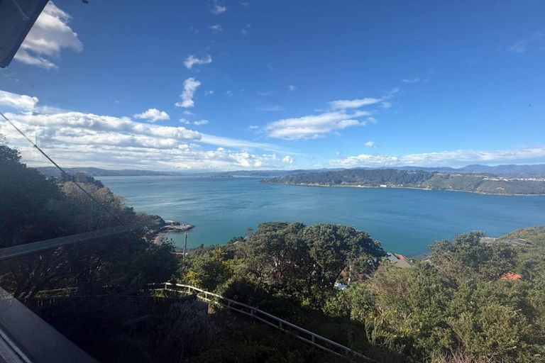 Photo of property in 106 Grafton Road, Roseneath, Wellington, 6011