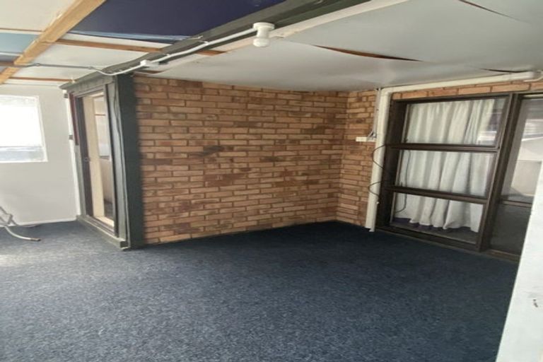 Photo of property in 8 Freyberg Avenue, Papatoetoe, Auckland, 2104