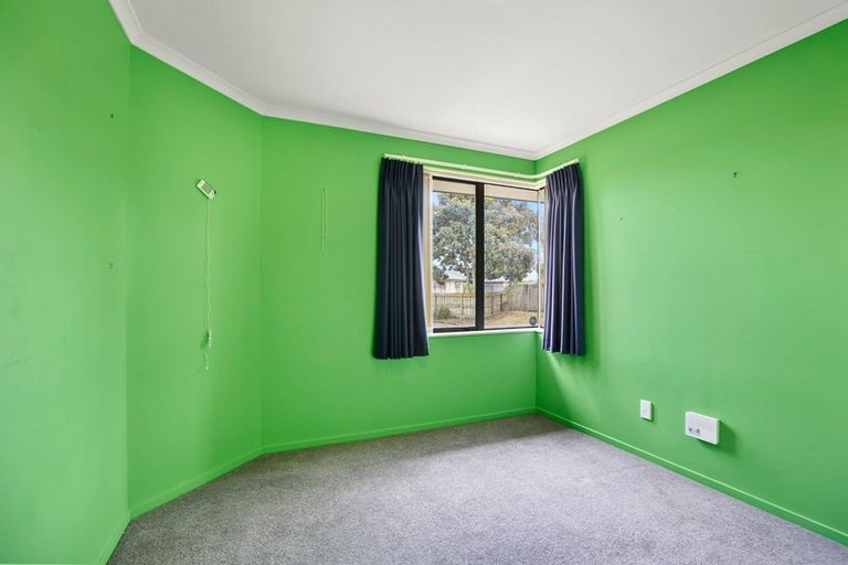 Photo of property in 17 Rochester Place, Nawton, Hamilton, 3200