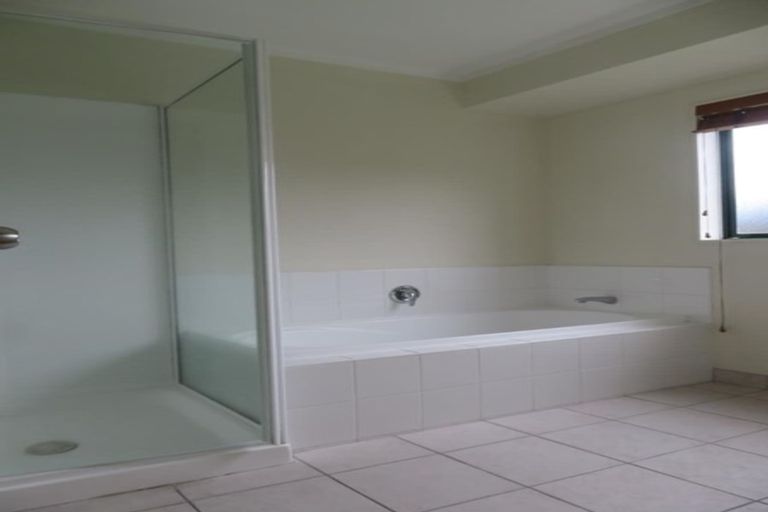 Photo of property in 11 Pateke Drive, Takanini, 2112