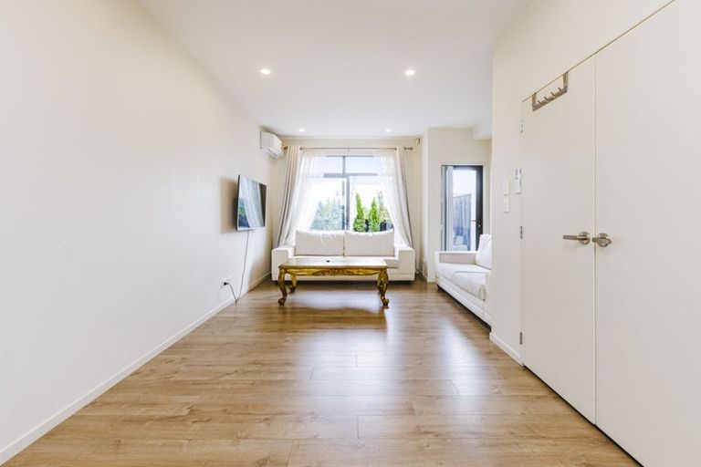 Photo of property in 105 Te Aparangi Road, Papakura, 2110