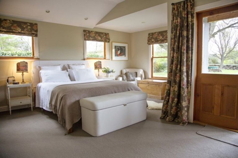 Photo of property in Lombardy Cottage, 162 Shepherds Flat Road, Cambrians, Oturehua, 9386