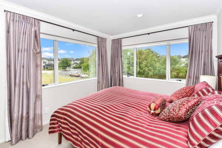 Photo of property in 12 Springcrest Drive, Karaka, Papakura, 2113