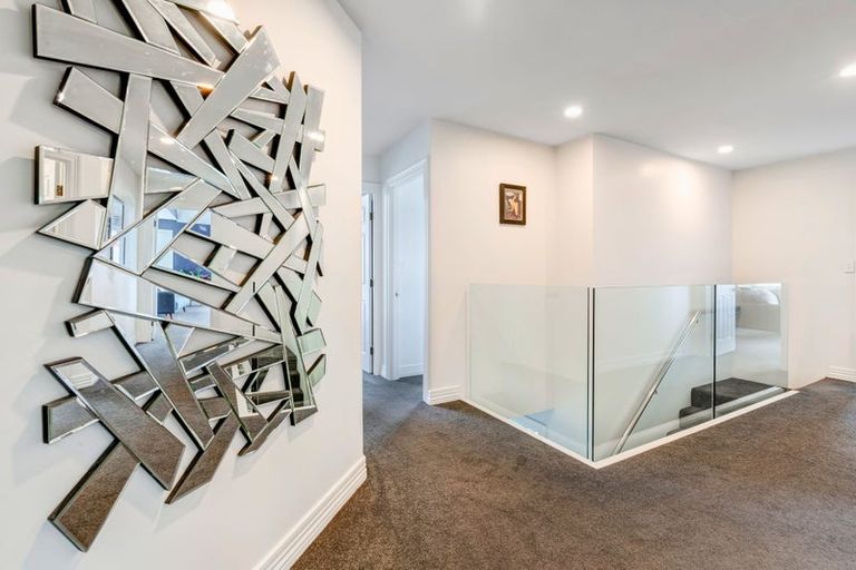 Photo of property in 57 Esther Place, Red Beach, 0932