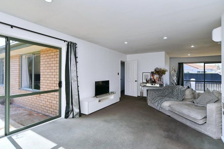 Photo of property in 1 Sandholm Close, North New Brighton, Christchurch, 8083