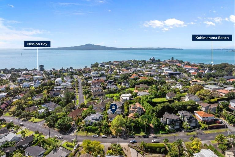 Photo of property in 1/36 Nihill Crescent, Mission Bay, Auckland, 1071