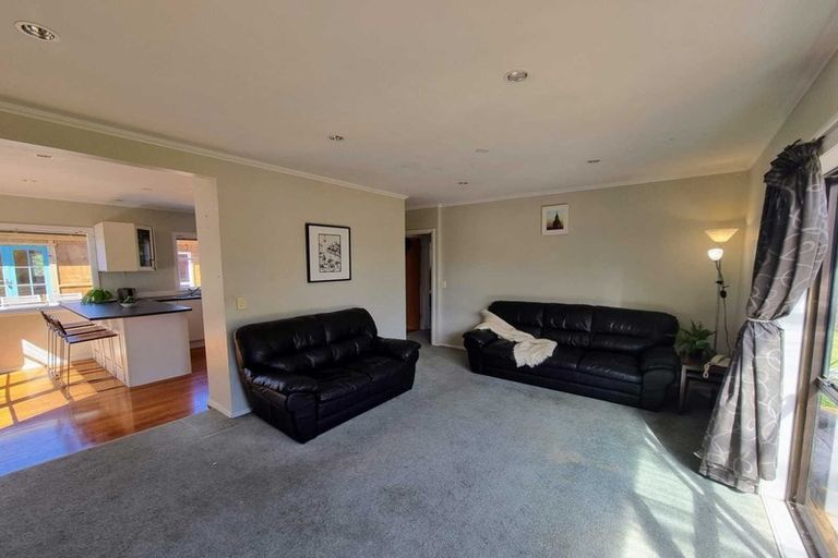 Photo of property in 9 Parakai Street, Paraparaumu, 5032