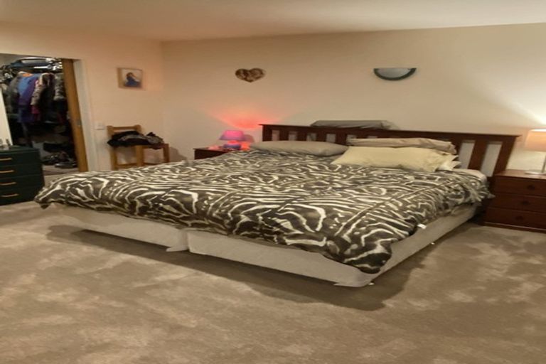 Photo of property in Courtenay Apartments, 701/120 Courtenay Place, Te Aro, Wellington, 6011