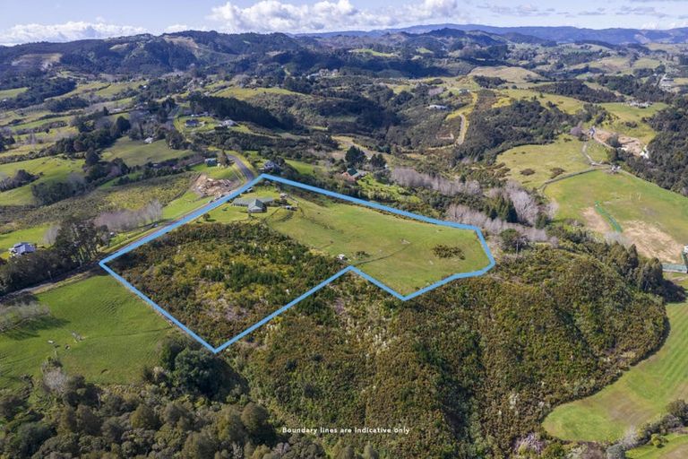 Photo of property in 91 Trig Road, Whitford, Howick, 2571