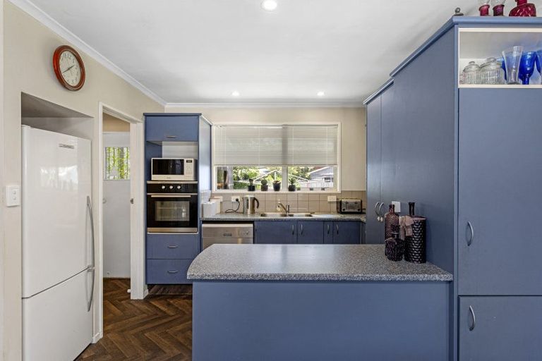 Photo of property in 11 Kuaka Crescent, Bromley, Christchurch, 8062