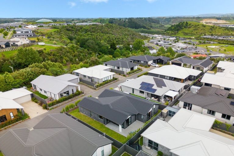 Photo of property in 4 Shannon Lane, Pyes Pa, Tauranga, 3112