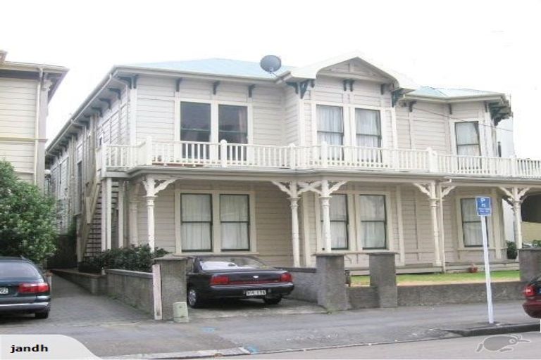 Photo of property in 8 Davis Street, Thorndon, Wellington, 6011