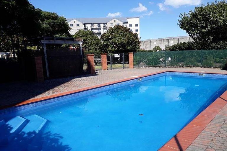 Photo of property in 4j/10 Crown Lynn Place, New Lynn, Auckland, 0600