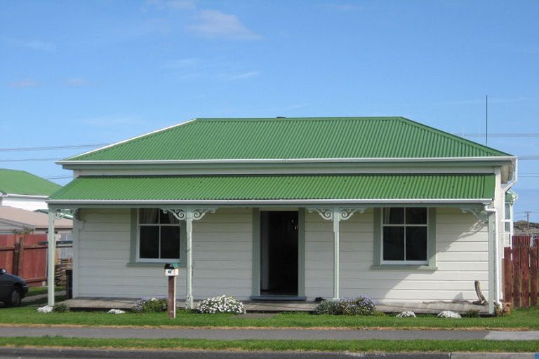 Photo of property in 97 Hinau Street, Castlecliff, Whanganui, 4501