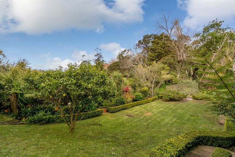Photo of property in 23a Lake Road, Northcote, Auckland, 0627