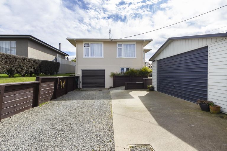 Photo of property in 58 Stuart Street, Holmes Hill, Oamaru, 9401