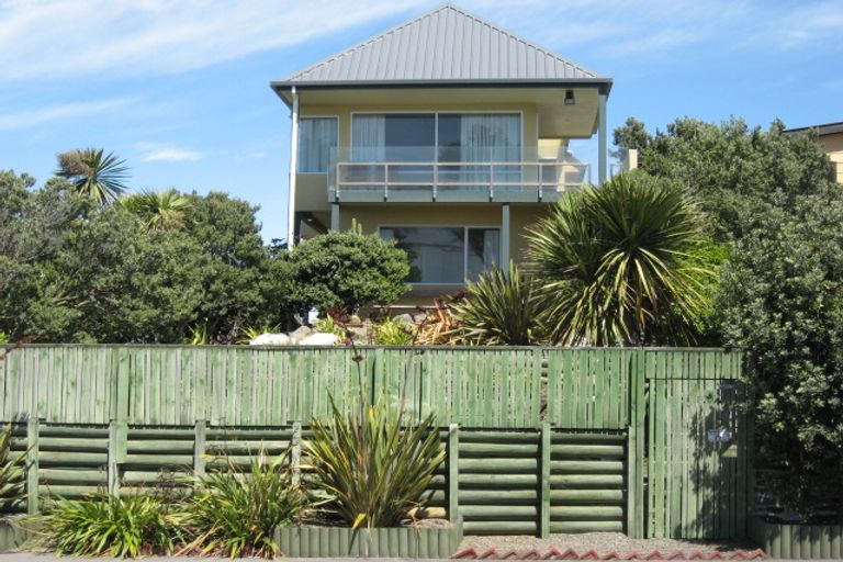 Photo of property in 420 Marine Parade, South New Brighton, Christchurch, 8062