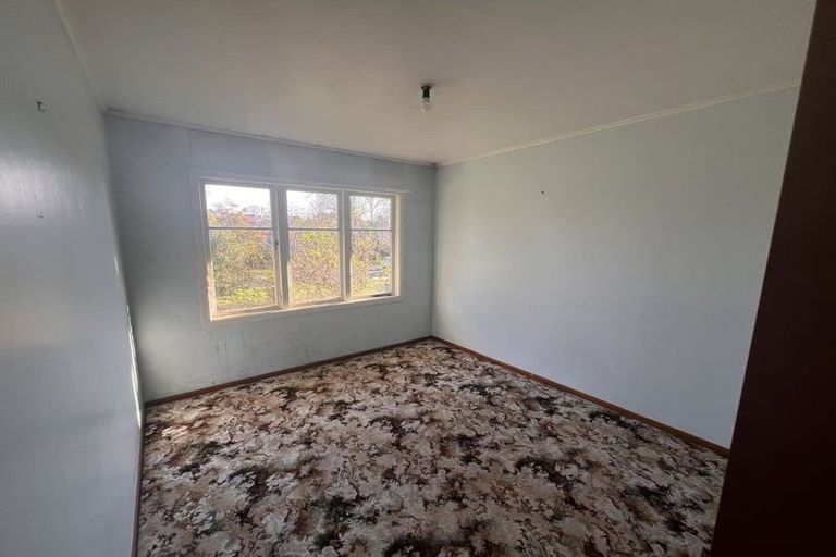 Photo of property in 65 Kervil Avenue, Te Atatu Peninsula, Auckland, 0610