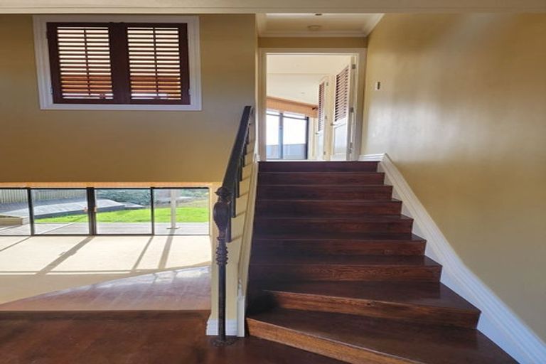 Photo of property in 26 Sharon Road, Waiake, Auckland, 0630