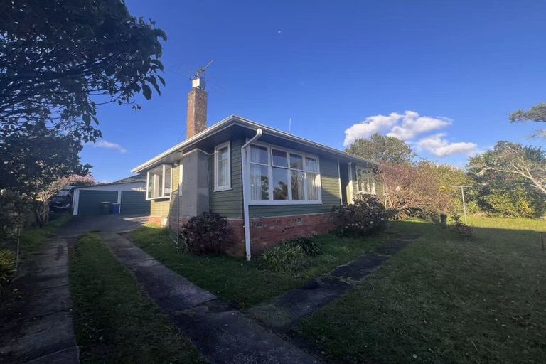 Photo of property in 65 Kervil Avenue, Te Atatu Peninsula, Auckland, 0610