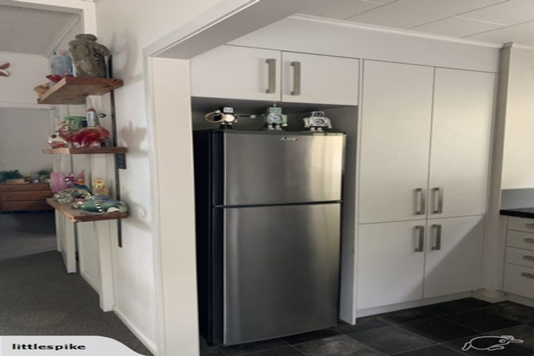 Photo of property in 11 Guys Hill Road, Hospital Hill, Napier, 4110