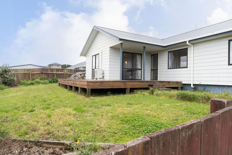Photo of property in 14 Matakane Street, Waitarere Beach, Levin, 5510