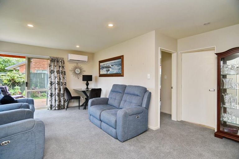 Photo of property in 14 Fulham Street, Islington, Christchurch, 8042