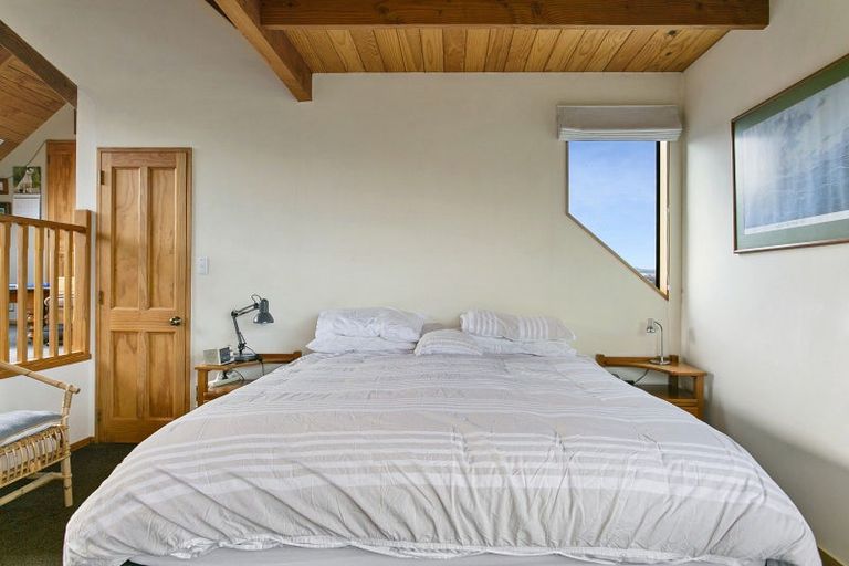 Photo of property in 1 Hindmarsh Drive, Rangatira Park, Taupo, 3330