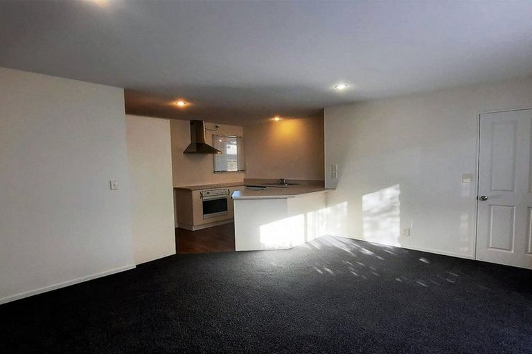 Photo of property in 90c Peverel Street, Riccarton, Christchurch, 8041