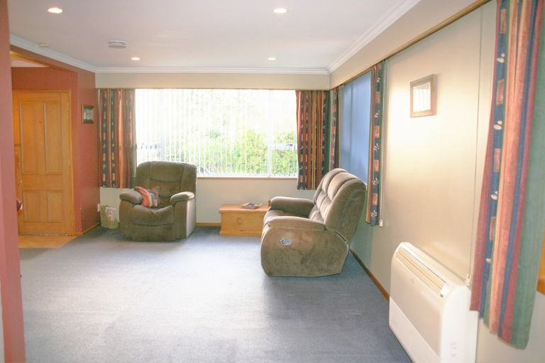 Photo of property in 73 Old Brighton Road, Fairfield, Dunedin, 9018