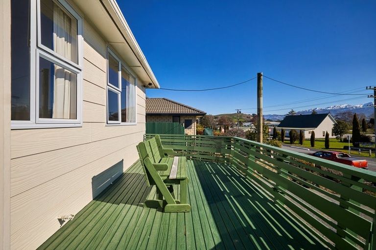 Photo of property in 19 Ludstone Road, Kaikoura, 7300