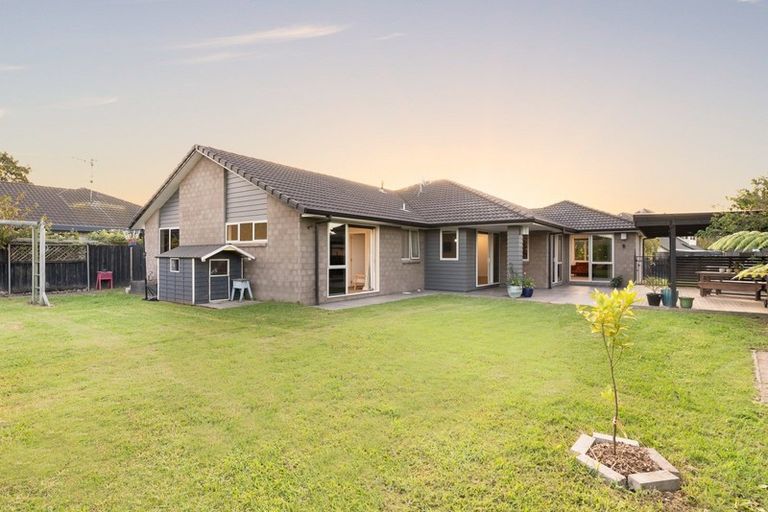 Photo of property in 18 Stableford Drive, Pyes Pa, Tauranga, 3112