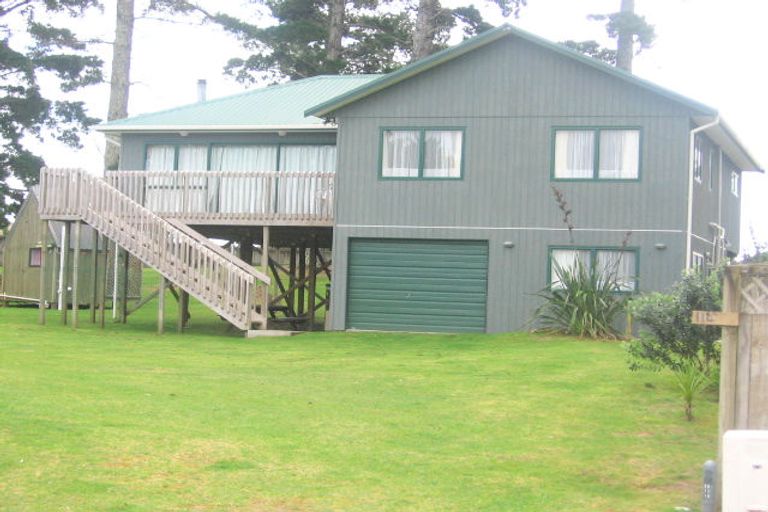Photo of property in 114 Karaka Place, Matarangi, Whitianga, 3592