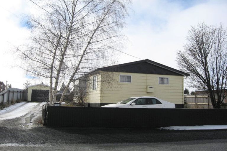 Photo of property in 8 Falstone Crescent, Twizel, 7901