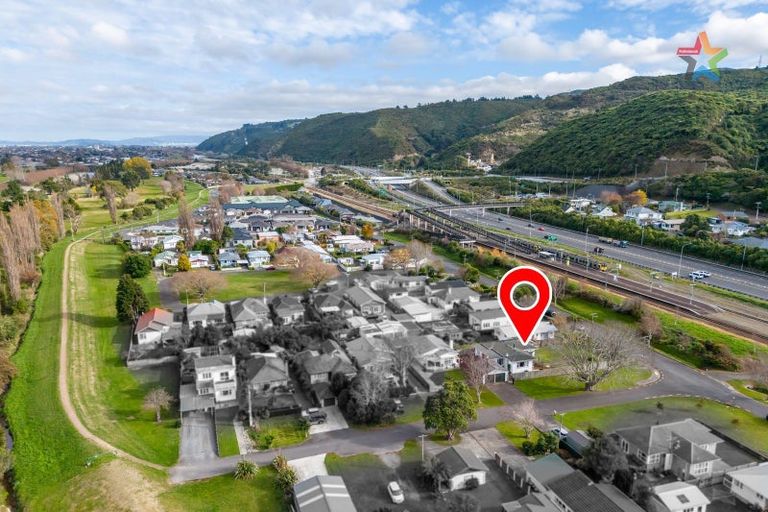 Photo of property in 24 Golf Road, Manor Park, Lower Hutt, 5019
