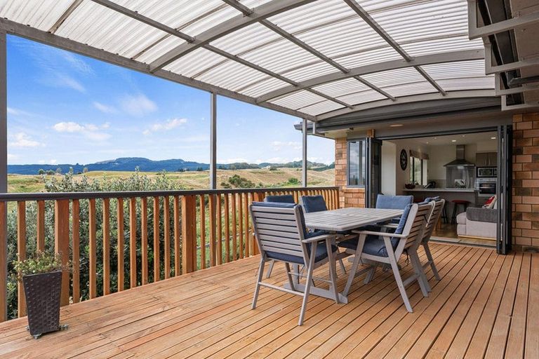 Photo of property in 9 Devoy Drive, Owhata, Rotorua, 3010