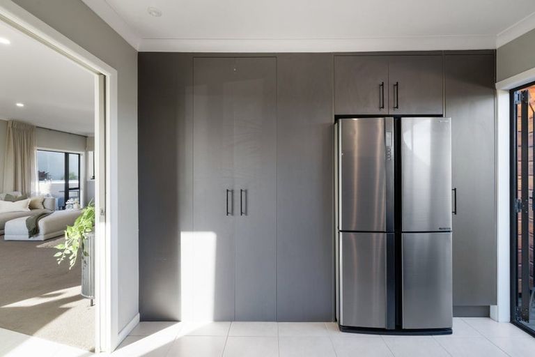 Photo of property in 10 The Dales, Dinsdale, Hamilton, 3204