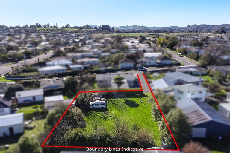 Photo of property in 12 Kippenberger Street, Lansdowne, Masterton, 5810